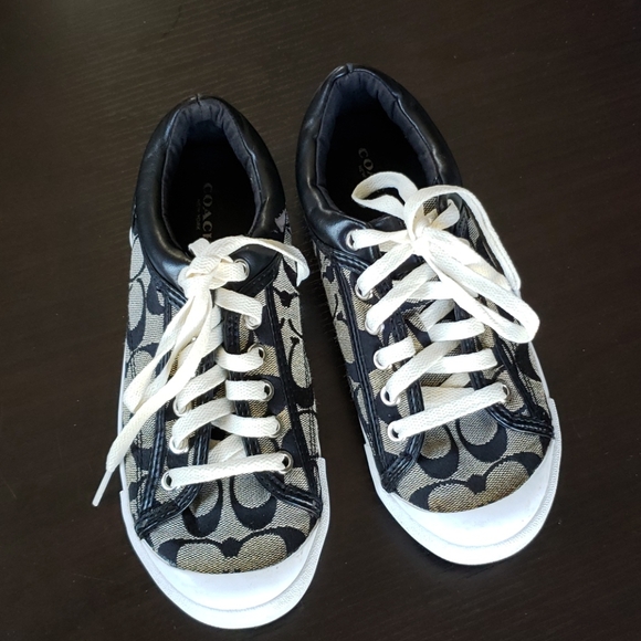 Coach shoes - Picture 3 of 12